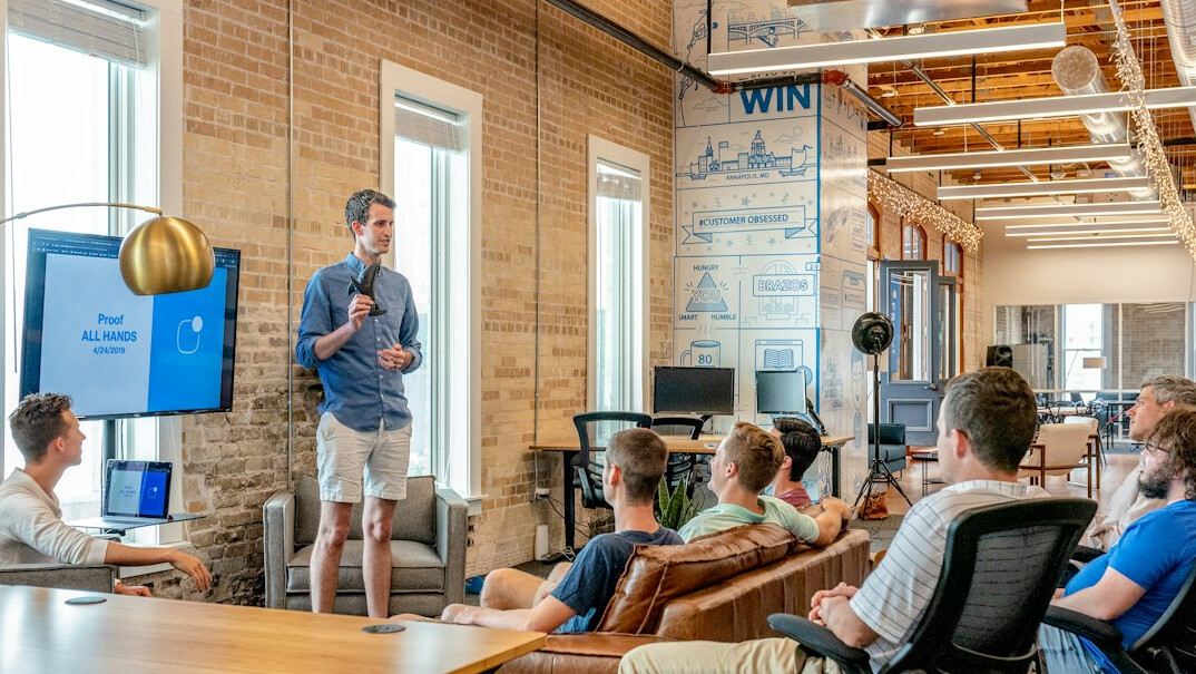 agile team meeting