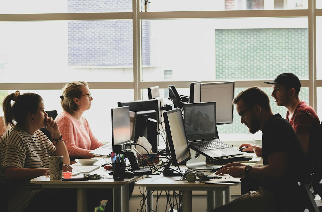 custom software development team